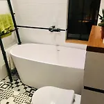 Seaview Noblessner Harbour Apartment, 8 Min To Downtown Appartement