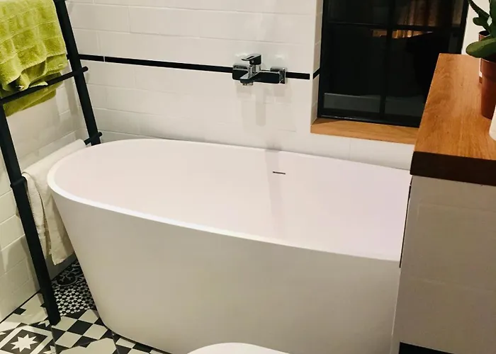 Seaview Noblessner Harbour Apartment, 8 Min To Downtown 公寓